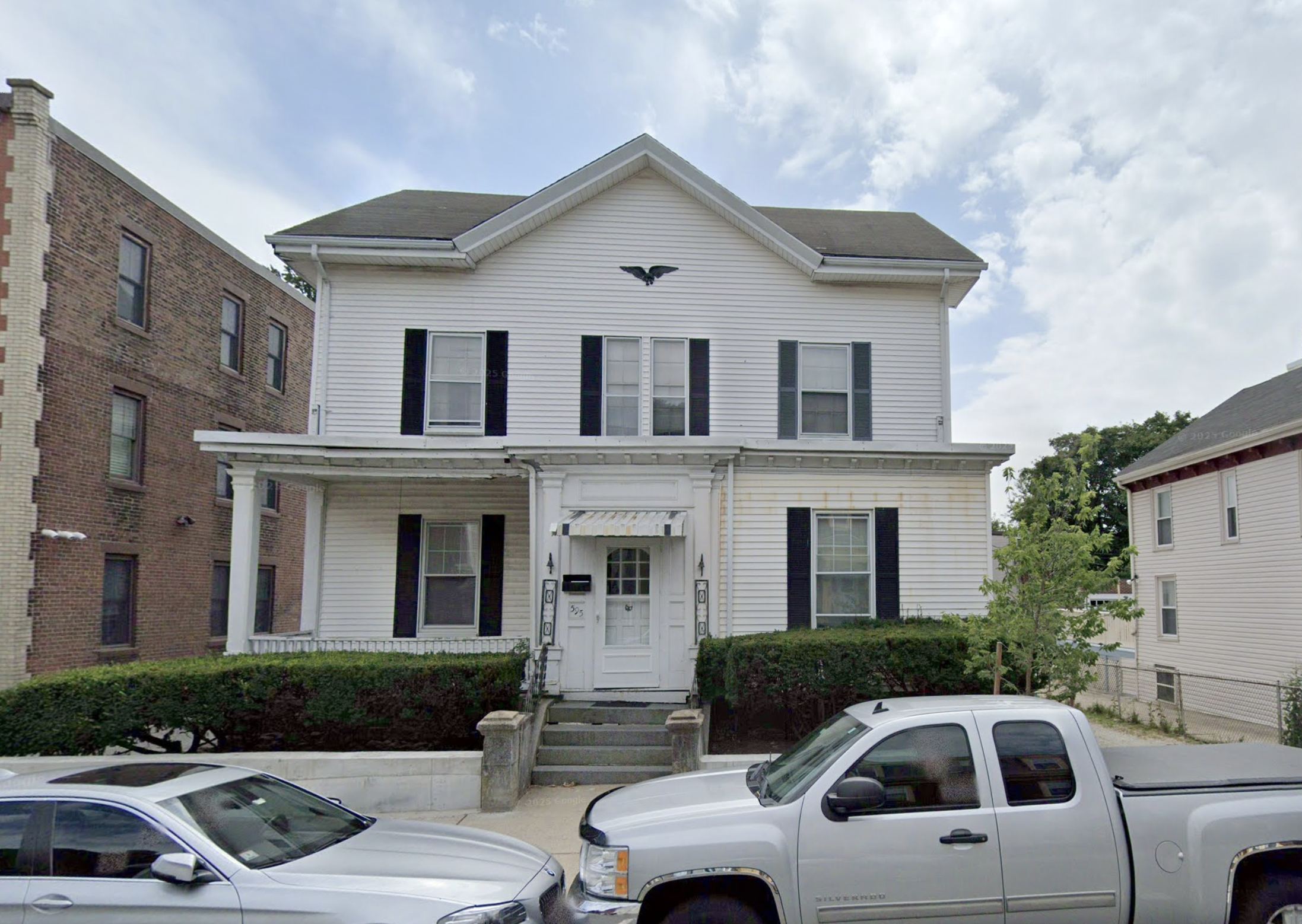 595 E 7TH STREET