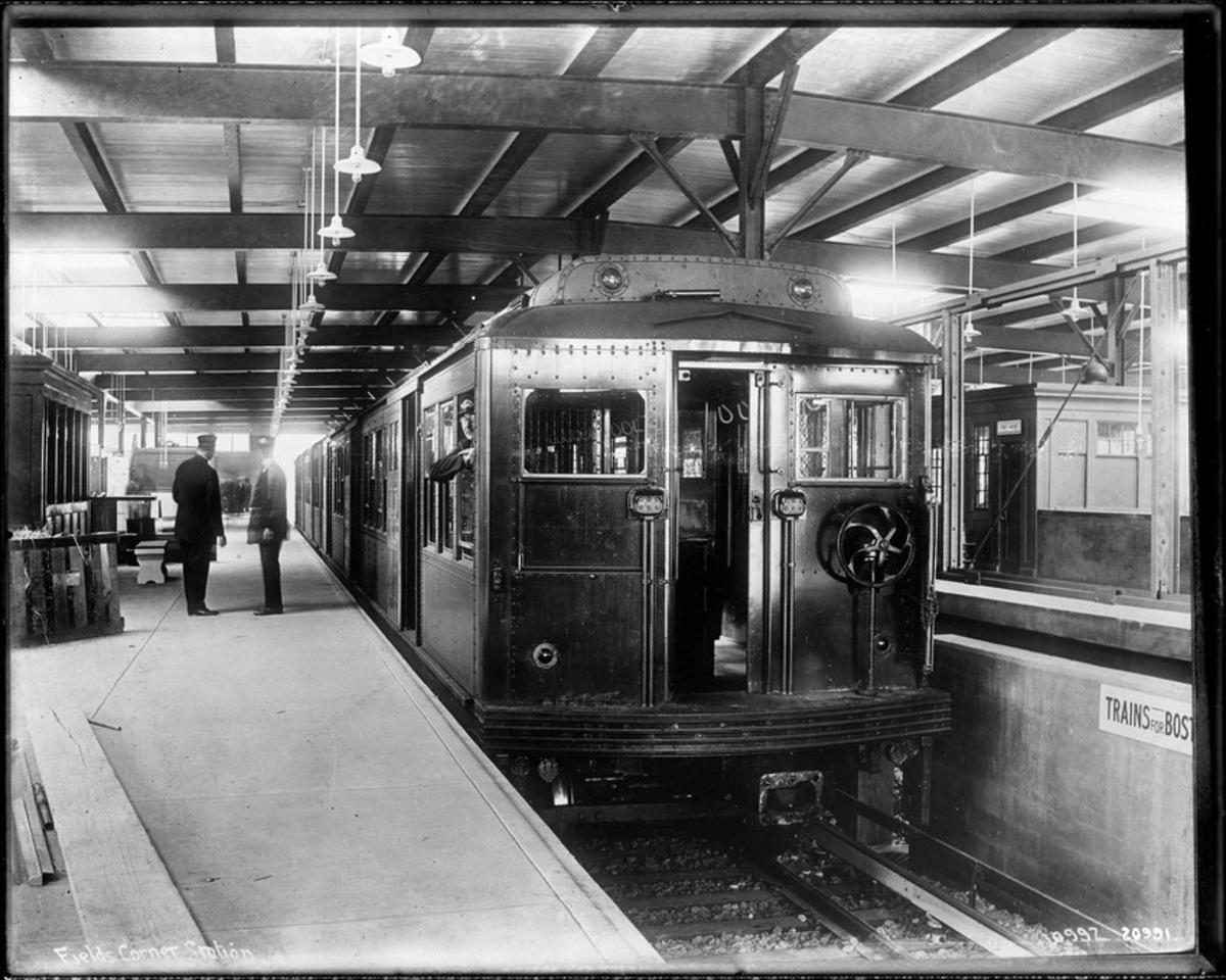 Opening of Dorchester Rapid Transit to Fields Corner in 1927.