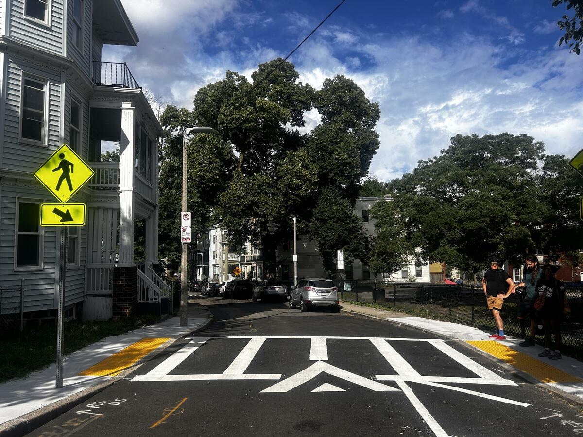 Dunreath Street raised crosswalk