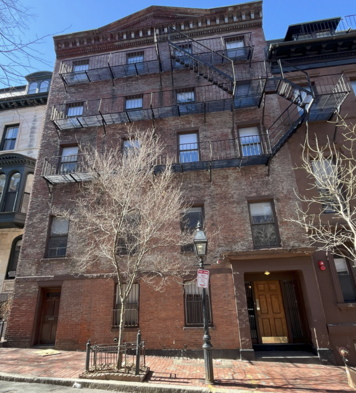 Exterior Front Facade Photograph of 29 Hancock Street
